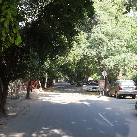 Nizamuddin East