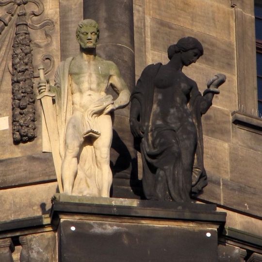 Virtue statues Neues Rathaus, Dresden