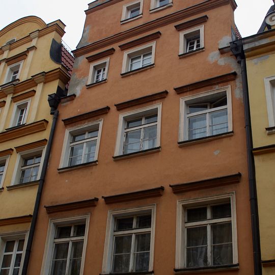 22 Ratuszowy Square in Jelenia Góra