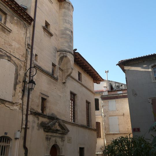 Ancien hotel de ville d'Aramon