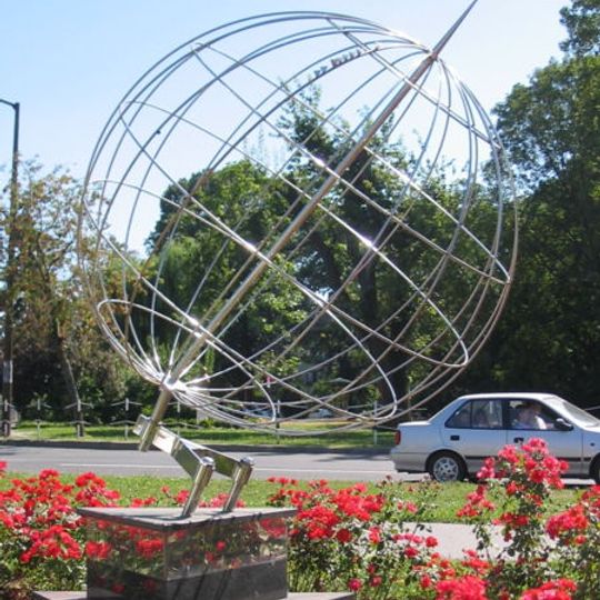 17 Longitude Monument