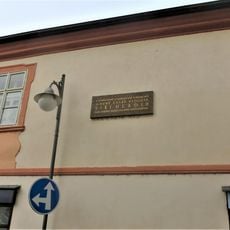 Pamětní deska Jiřího Herolda na domě Vysoká 81 v Rakovníku