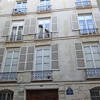 10 rue Gît-le-Cœur, Paris