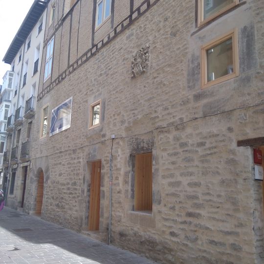 Casa De Los Ruiz De Vergara Y Álava