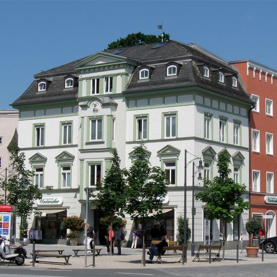Ludwigsplatz 22