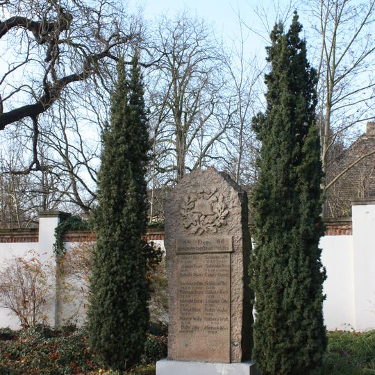 Kriegerdenkmal für die Gefallenen des 1. Weltkrieges Kirchplatz 7