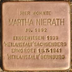 Stolperstein en memoria de Martha Nierath