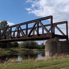 Torzo mostu přes Ostravici nad jezem Kunčičky