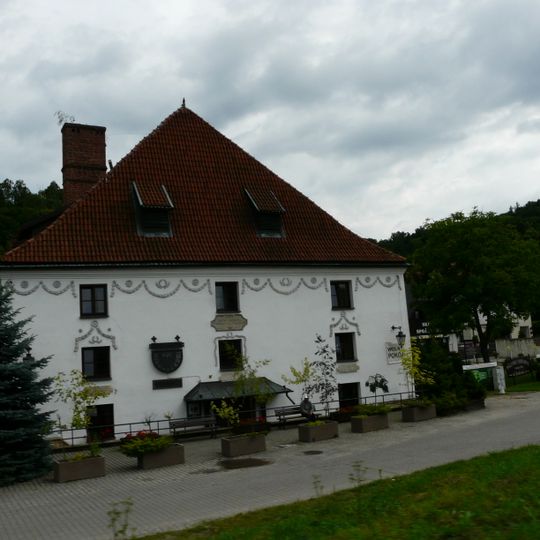 "Pod Wianuszkami" granary in Kazimierz Dolny