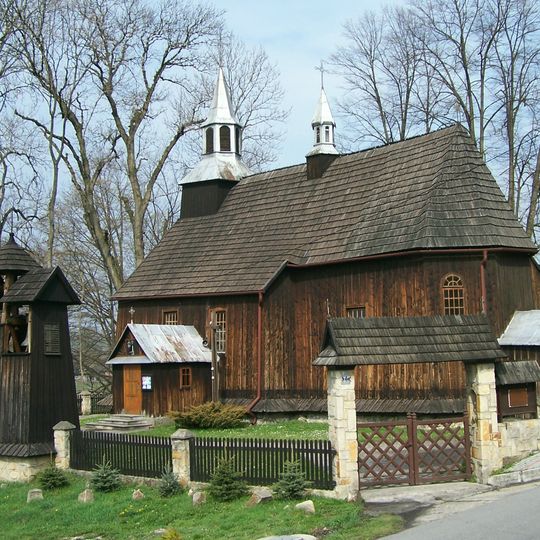 Zespół kościoła parafialnego św. Ducha w Chronowie