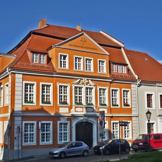 Wohnhaus in geschlossener Bebauung mit Anbau an der Fleischerstraße, Eckhaus Fleischerstraße 17