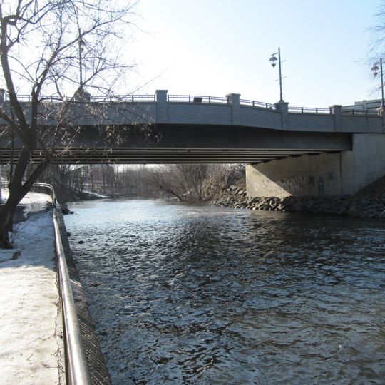 Pont Patrick-Hackett