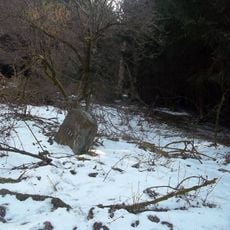 Kříž nad zaniklým Malým Horšínem u zaniklých Novosedel