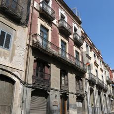 Building in muralla Sant Antoni, 109