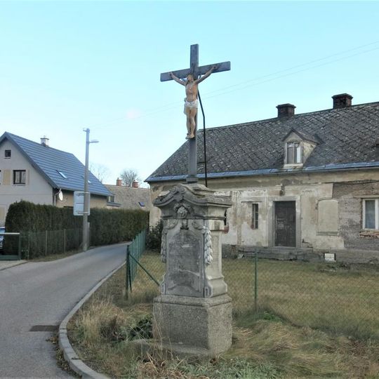 Kříž u domu 499 v Raspenavě