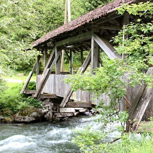 Fußgängerbrücke Kelchsauer Ache