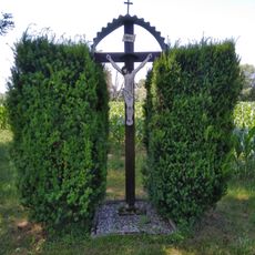 Wayside cross