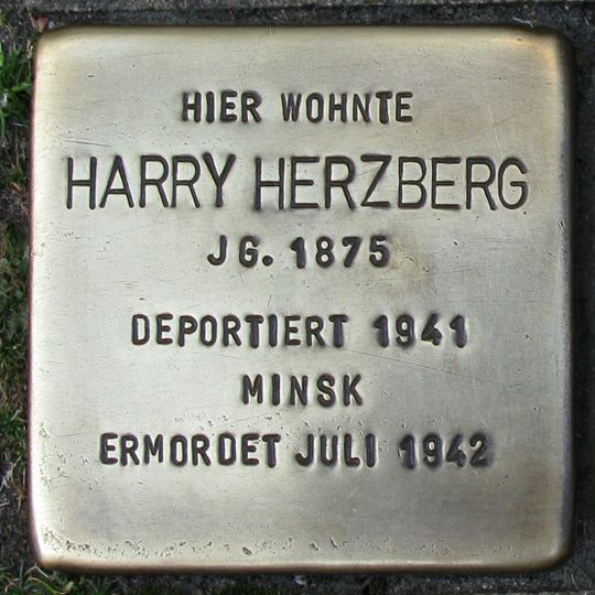 Stolperstein en memoria de Harry Herzberg