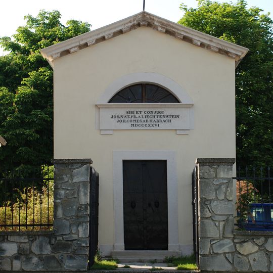 Grabkapelle Harrach, Parndorf