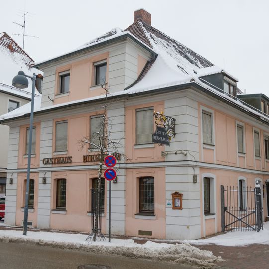 Wohngebäude, Gasthaus
