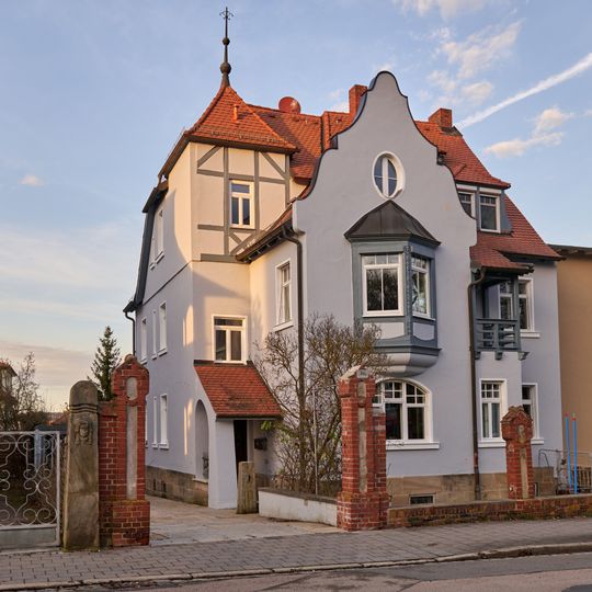 Crailsheimstraße 16, Villa