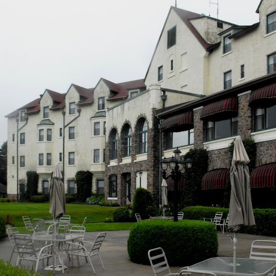 Digby Pines Resort