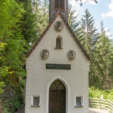 Lourdeskapelle und Lourdesgrotte, Flirsch