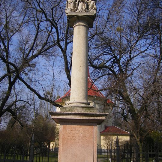 Stĺp Korunovania Panny Márie, súsošie