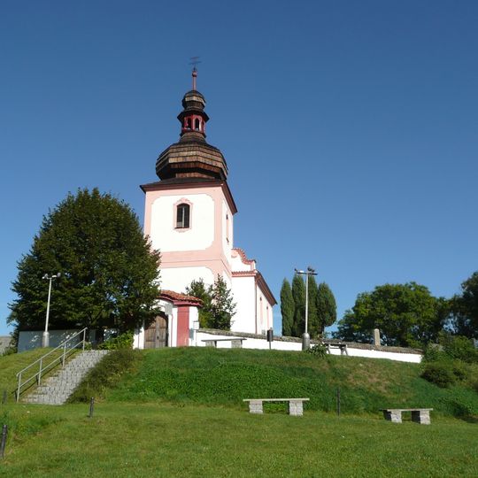 Hradiště Lštění s kostelem svatého Klimenta