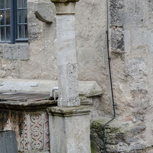 Hofbronnengasse, Brunnen am Fleischhaus