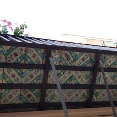 Ceramic sotabalcons at 49 Tenor Alonso street, Godella