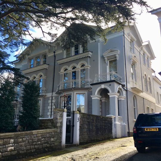 Churchill Hotel, 3 Llandaff Place