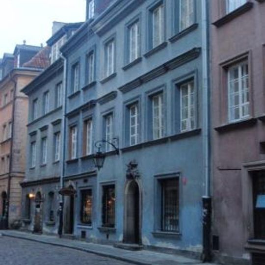Kamienica Pod Gołębiami w Warszawie