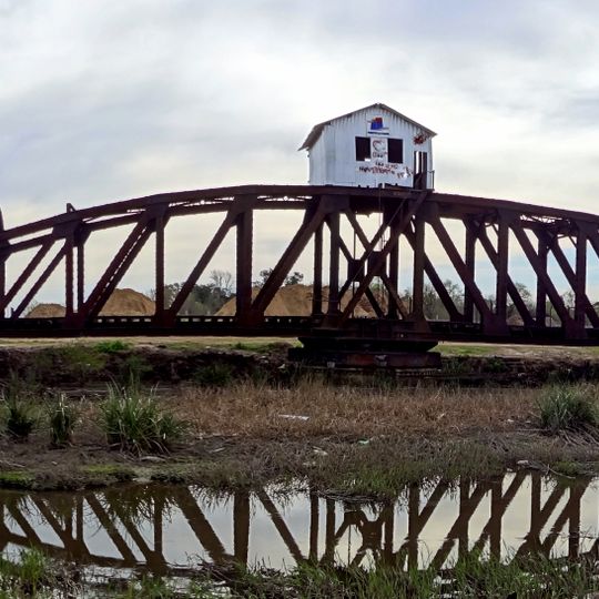 Puente giratorio de Ensenada