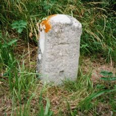 Milestone Opposite Chale House