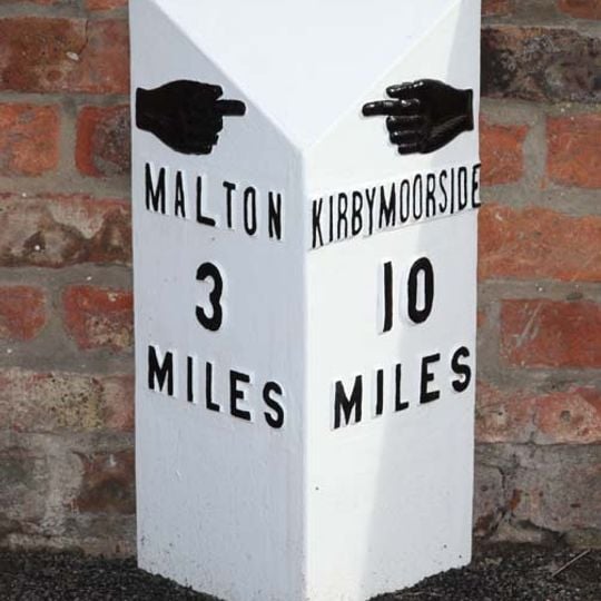 Milestone, Seven Wells, Main Street, Amotherby