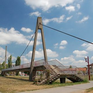 Dry Bridge