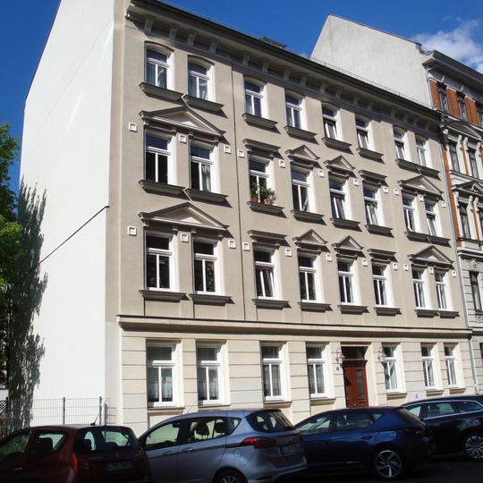 Charlottenstraße 10