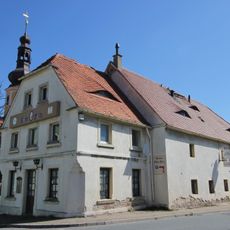 Gasthof „Alter Fritz“ mit Nebengebäude und Scheune Karl-Marx-Straße 19