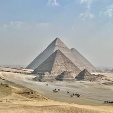 Photo point of Pyramids