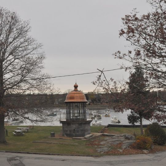 Government Island Historic District