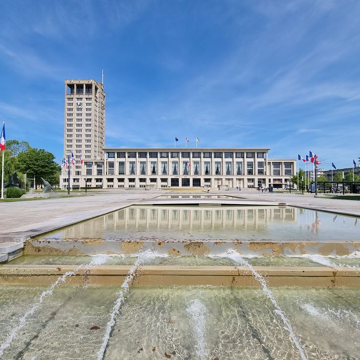Place de l'Hôtel de Ville