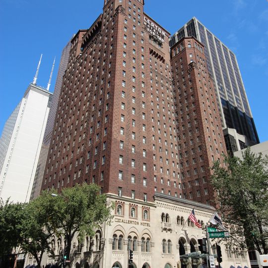 Allerton Hotel