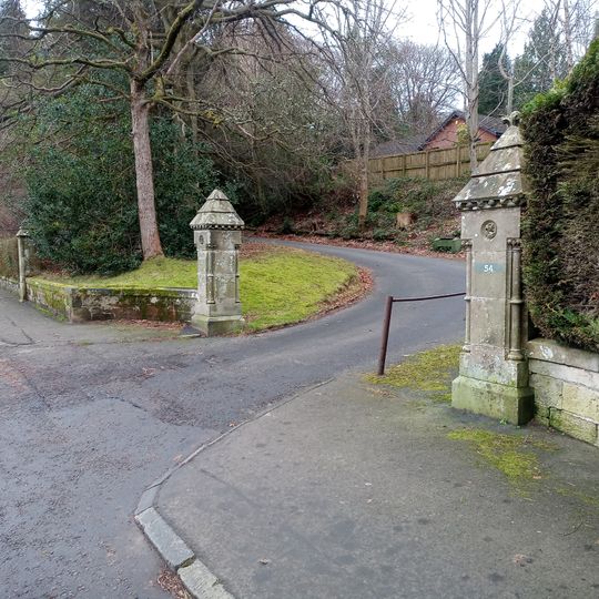 Gateway, Abbotshill Lodge, 54 Abbotsford Road