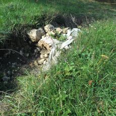 Zaniknutý kostol s cintorínom, cintorín príkostolný