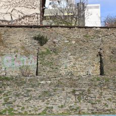 Teile der ehem. Stadtbefestigung (Stadtmauer und -graben)