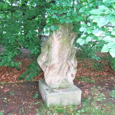 Socha svaté Markéty v lapidáriu u muzea v Chomutově