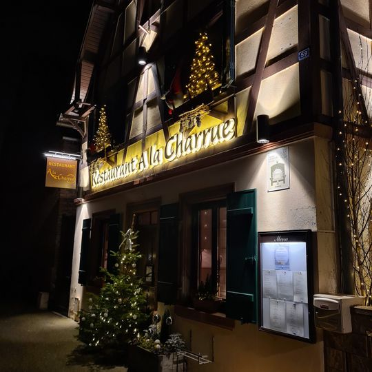 À La Charrue