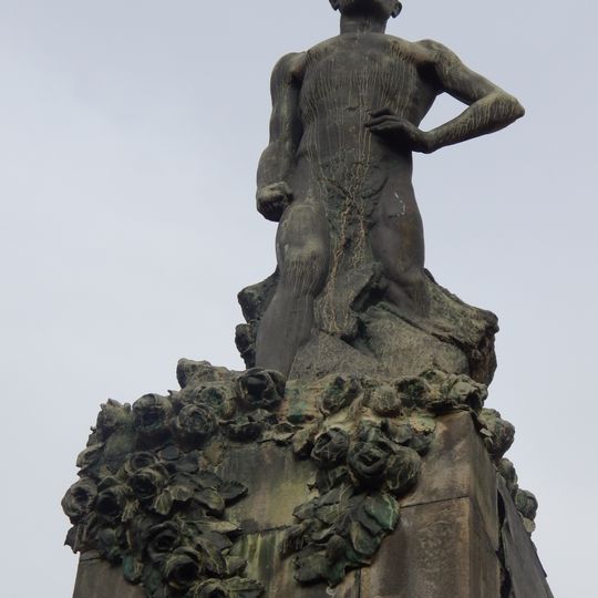 Monumento ai caduti a Acerra