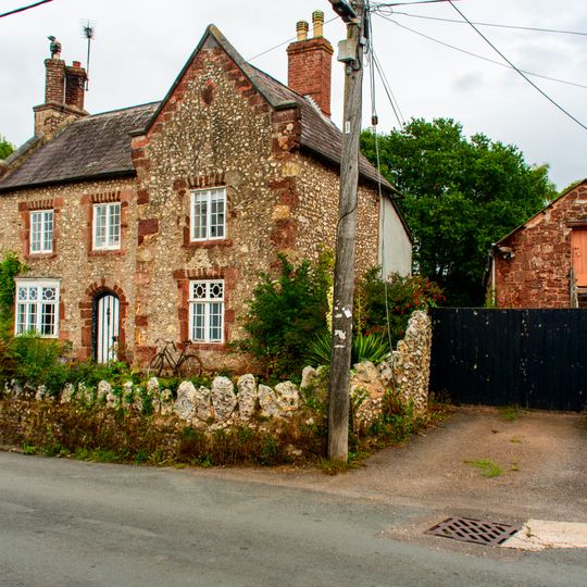 Little Woodlands Including Garden Wall In The Front